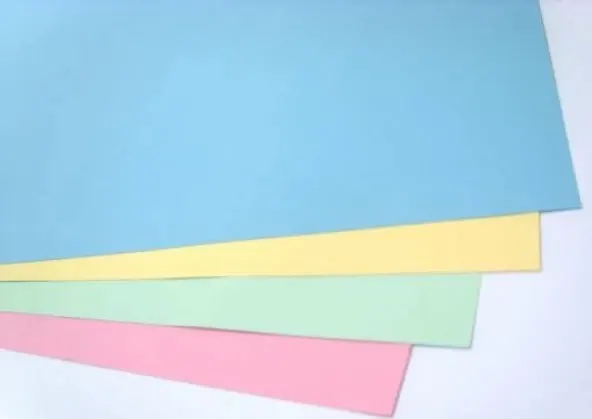Cover paper sheets in blue, yellow, green and pink